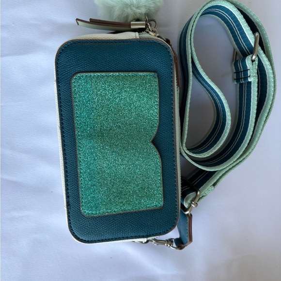 No Boundaries Blue and Green Crossbody Bag with Adjustable Strap - Picture 6 of 6